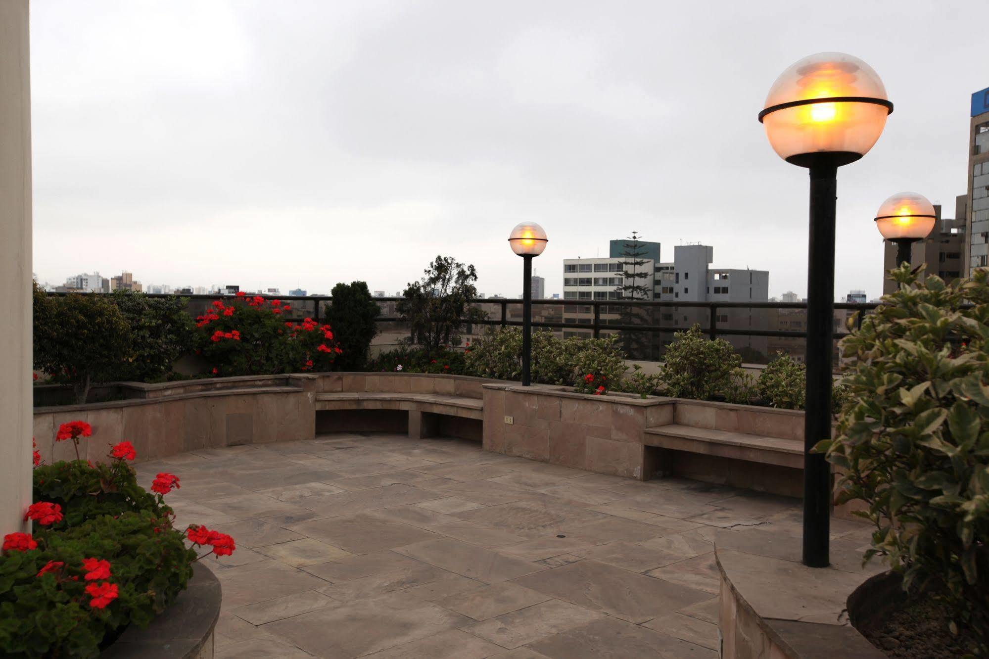 Suites Plaza Las Flores Lima Eksteriør bilde